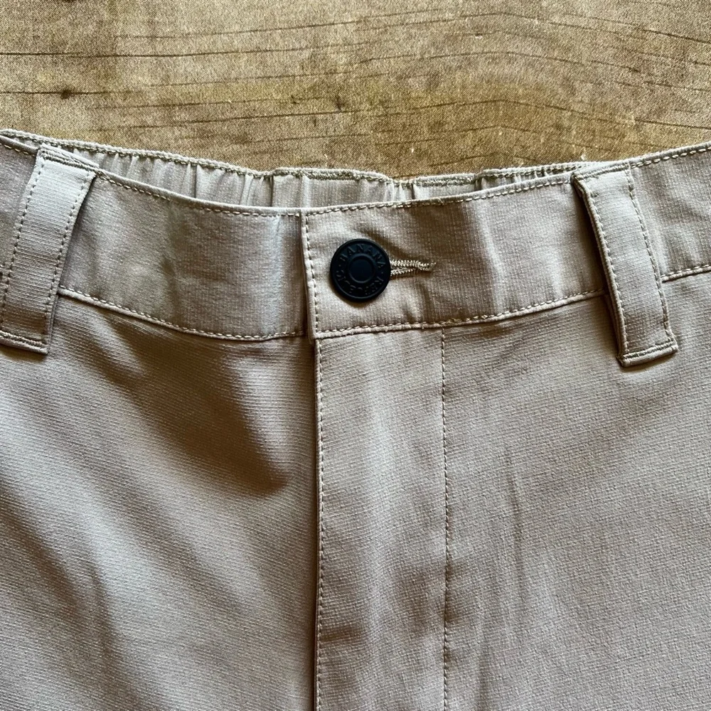 Banana Republic Core Temp Mens Shorts‎ 34 Khaki Tan Stretch Golf Chino